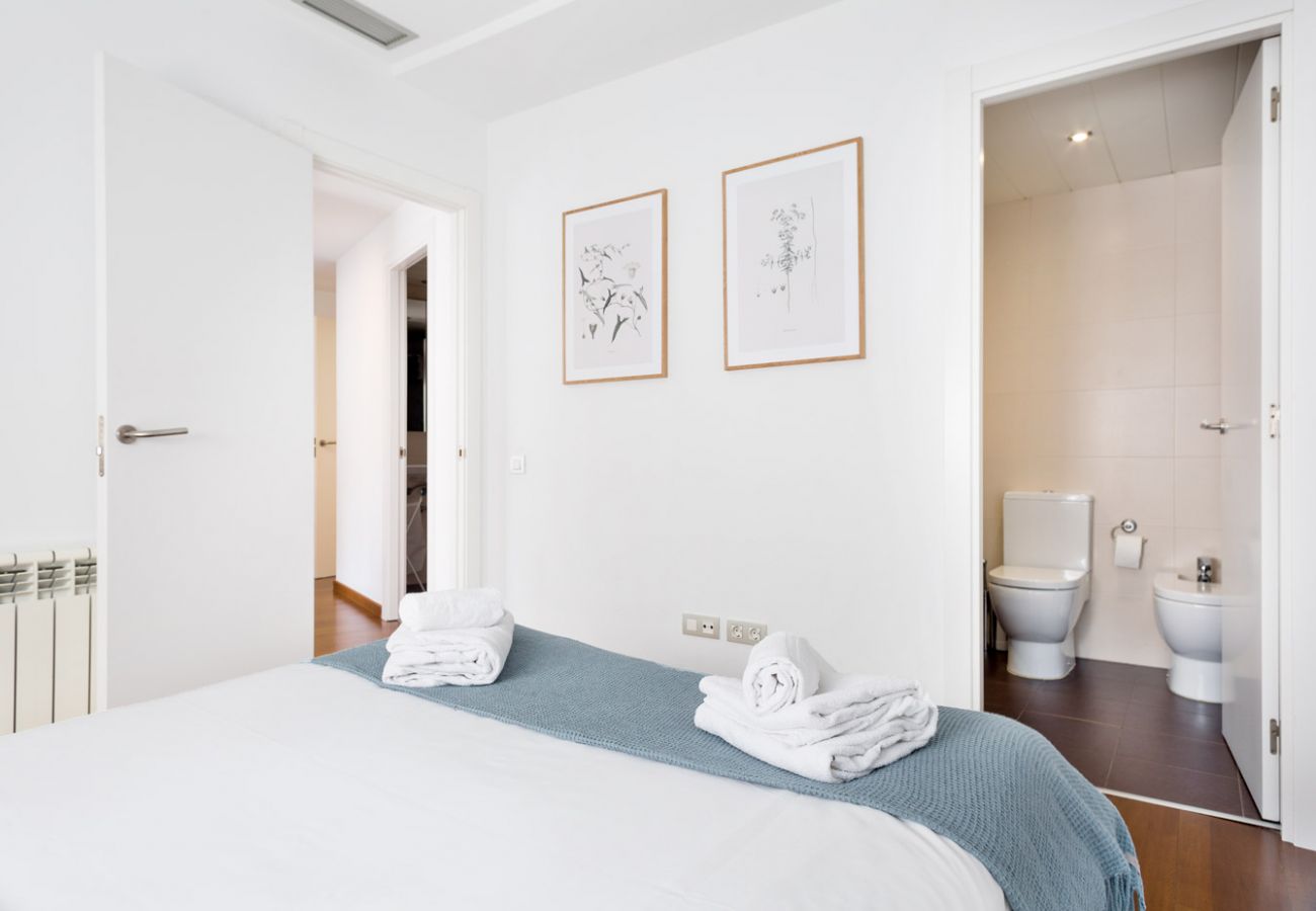 Apartamento en Barcelona - Olala Les Corts Exclusive 3BR Flat w/ terrace