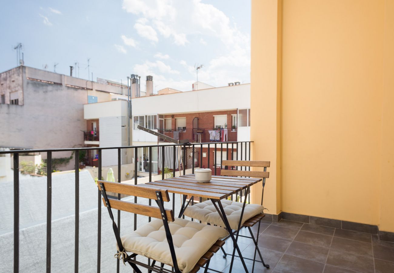 Apartamento en Hospitalet de Llobregat - Olala Design Apartment 3.3 | 10m Pl.España