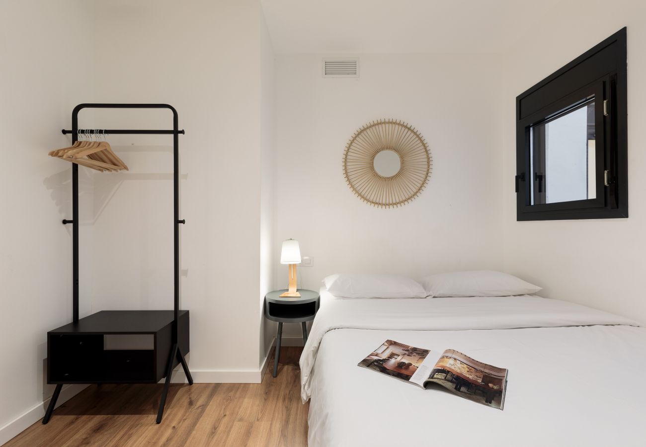 Apartamento en Hospitalet de Llobregat - Olala Urban Chill 2-Bedroom Apartment | Balcony