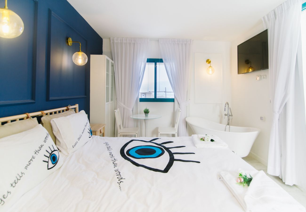 Alquiler por habitaciones en Neve Zohar - Olala Dead Sea Blue Suite