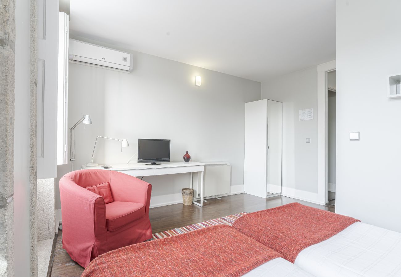 Alquiler por habitaciones en Oporto - Olala Cosme Twin Room 2.3 (Dita)