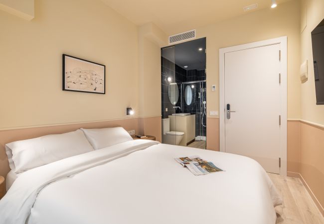 Alquiler por habitaciones en Hospitalet de Llobregat - Olala La Florida - Double Suite
