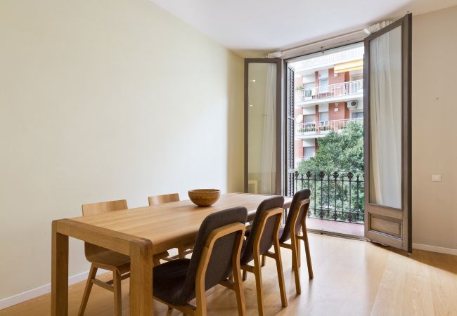 Appartement à Barcelone - Eixample City Center 2BR Flat | 3 min. Urgell