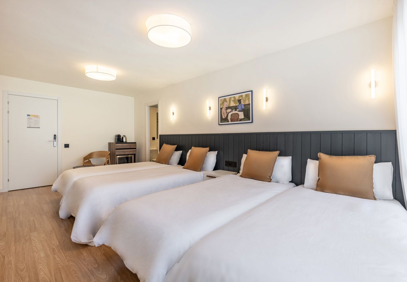 Chambres d'hôtes à Granada - Olala Granada Suite - Quadruple Room