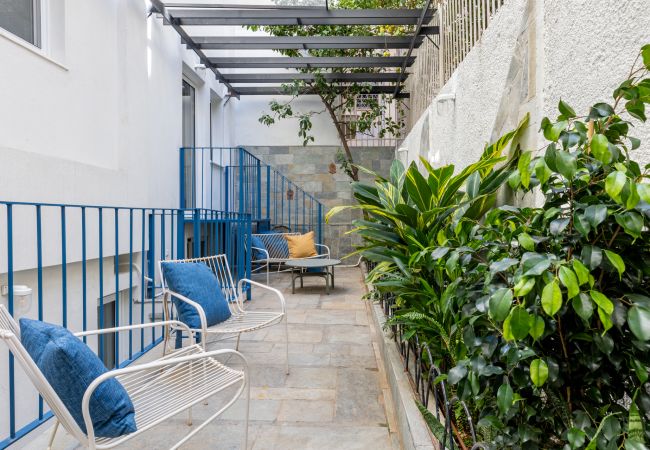 Appartement à Athens - Olala Kallithea Apartment with Private Garden