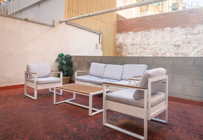 Apartamento em Hospitalet de Llobregat - Olala Modern Catalan Flat | Terrace |15m Camp Nou