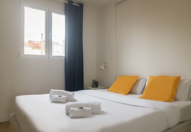Apartamento em Hospitalet de Llobregat - Olala Vibe Apartment 4.2 w/Terrace