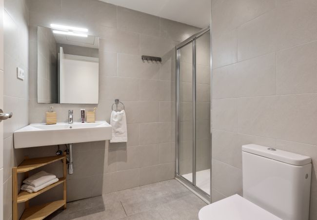 Apartamento em Hospitalet de Llobregat - Olala Urban Chill 2-Bedroom Apartment | Balcony