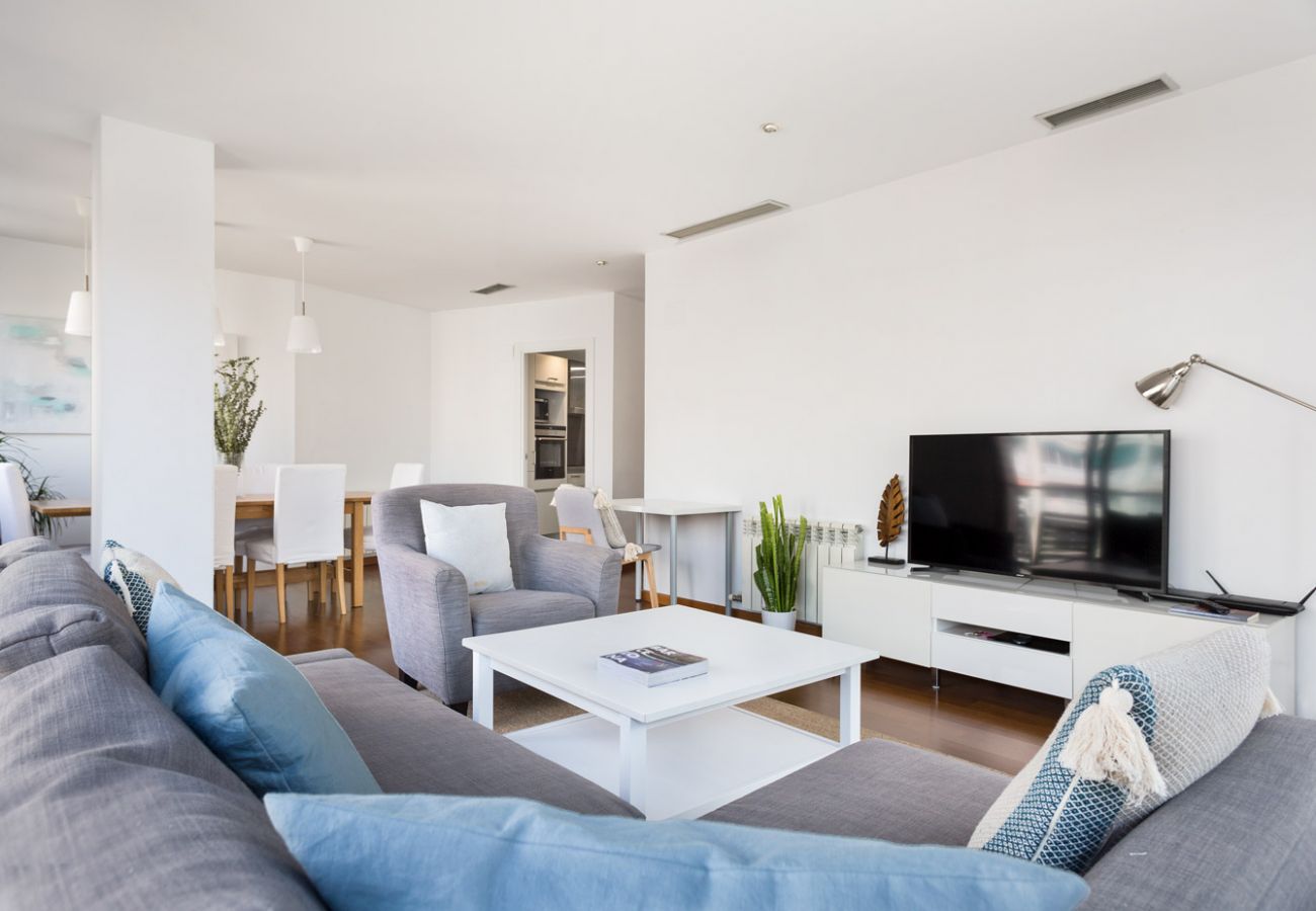 Apartment in Barcelona - Olala Les Corts Exclusive 3BR Flat w/ terrace