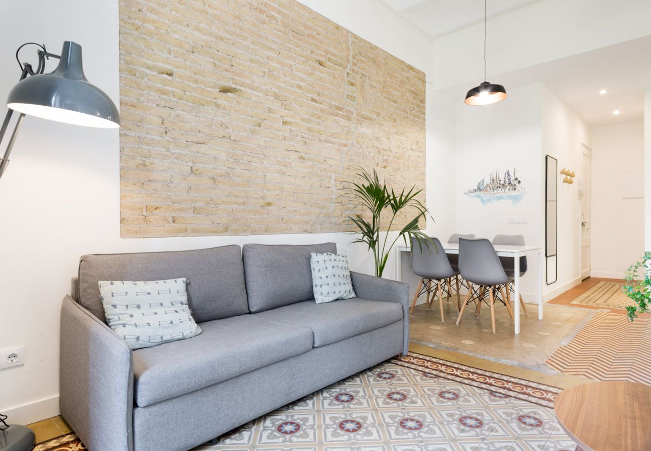 Apartment in Hospitalet de Llobregat - Olala Design Apartment 1.4 | 10m Pl.España