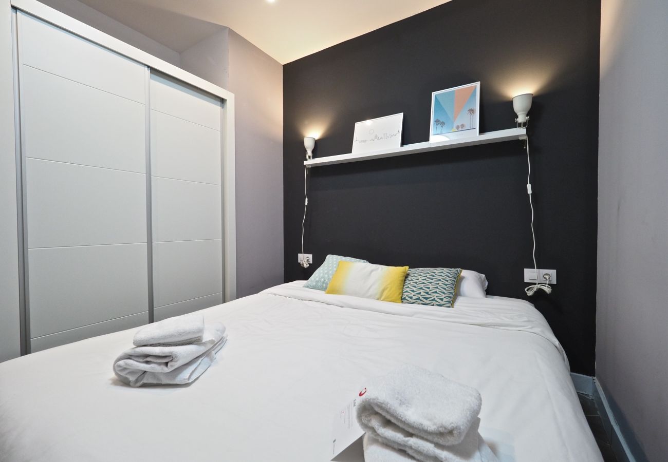 Apartment in Hospitalet de Llobregat - Olala Cozy Flat | 12m Pl.Espanya | Metro Torrassa