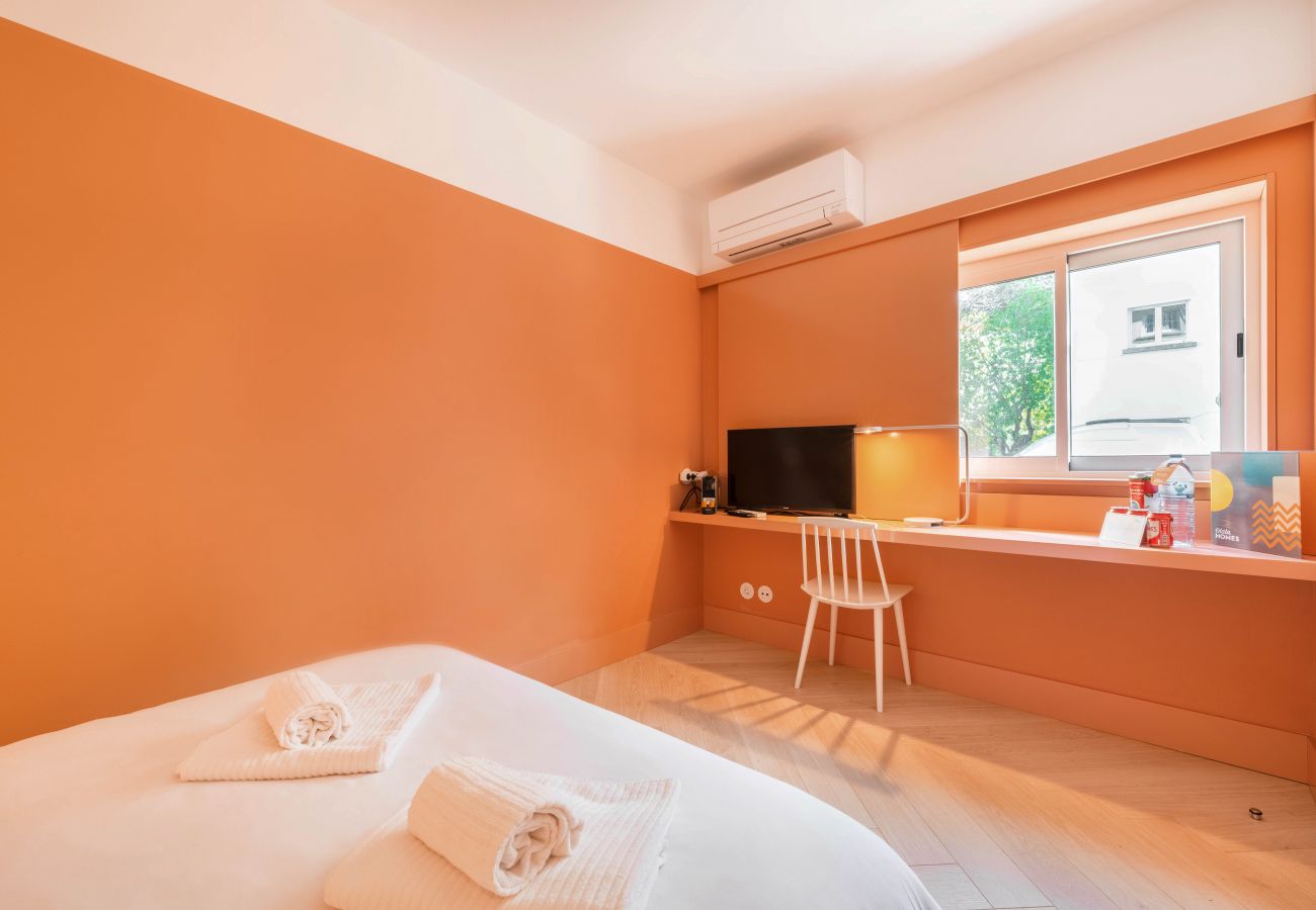 Rent by room in Cascais - Olala Jardim Pink Studio