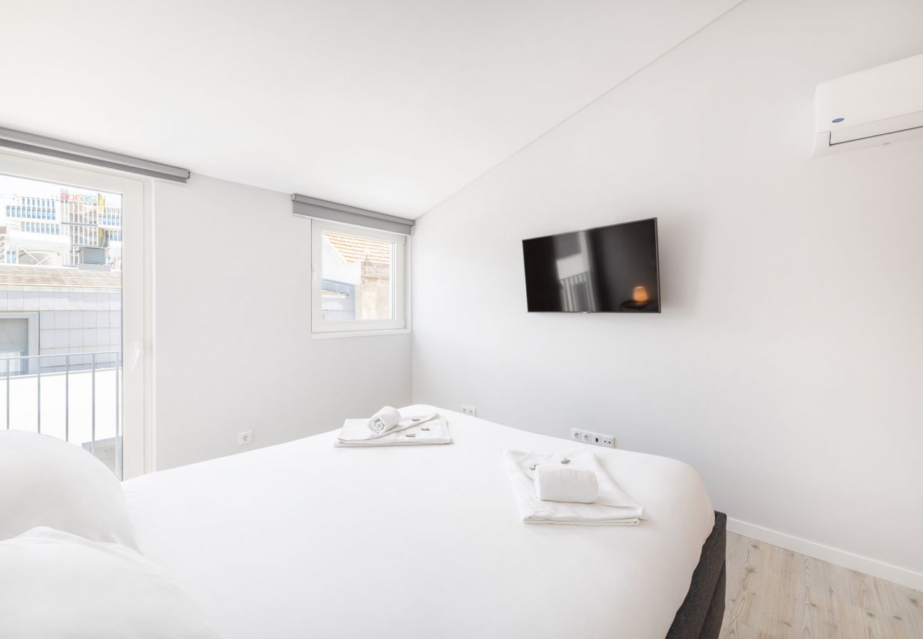 Rent by room in Lisbon - Olala Lisbon Oriente Suites A.2.2