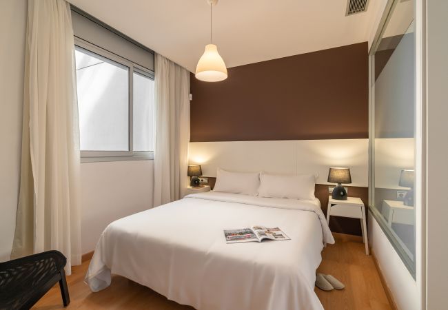 Apartment in Barcelona - Olala Casanova - One Bedroom Apartment