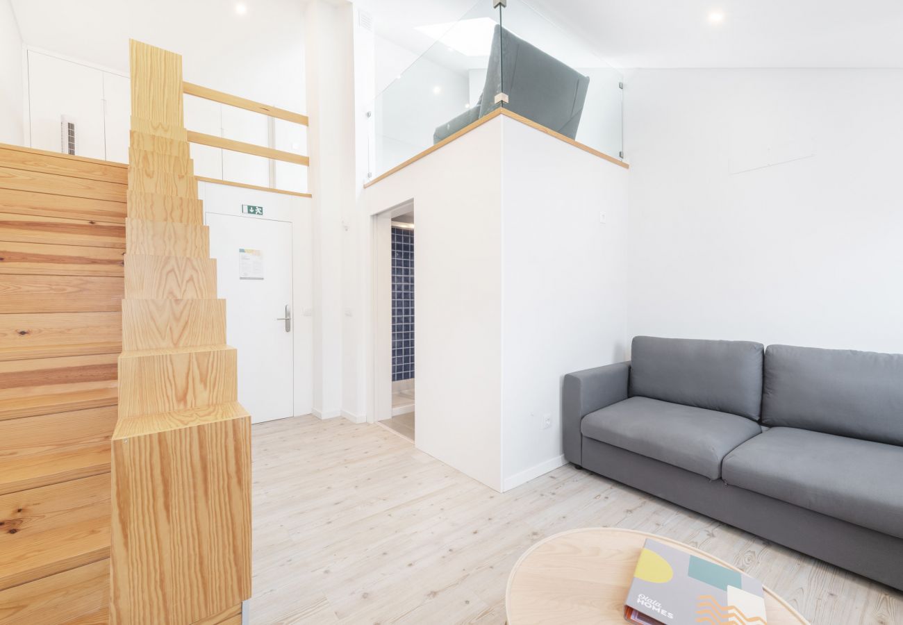 Rent by room in Lisbon - Olala Lisbon Oriente Suites A.2.3 Duplex