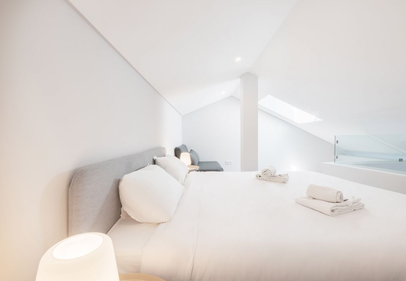 Rent by room in Lisbon - Olala Lisbon Oriente Suites D.2.3 Duplex