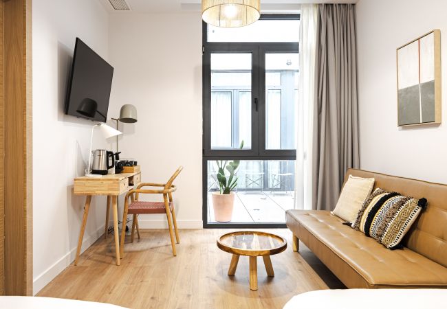 Rent by room in Madrid - Vallecas Suites - Twin Room
