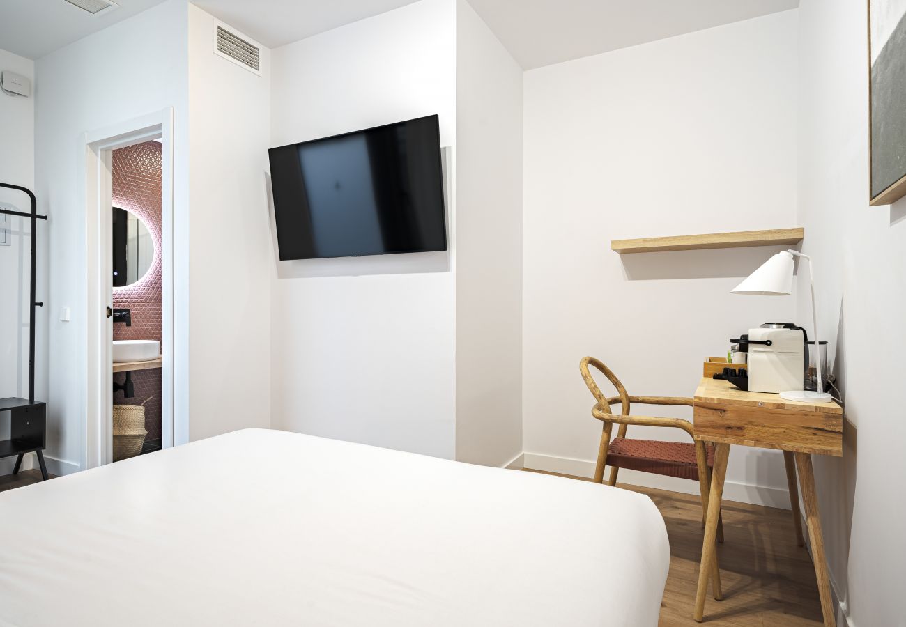 Rent by room in Madrid - Mini Hotel Vallecas - Superior Double Room