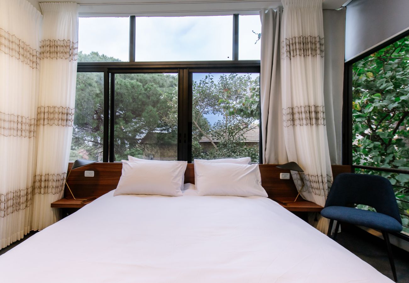Rent by room in Haifa - Olala Carmel Suite 2.5 