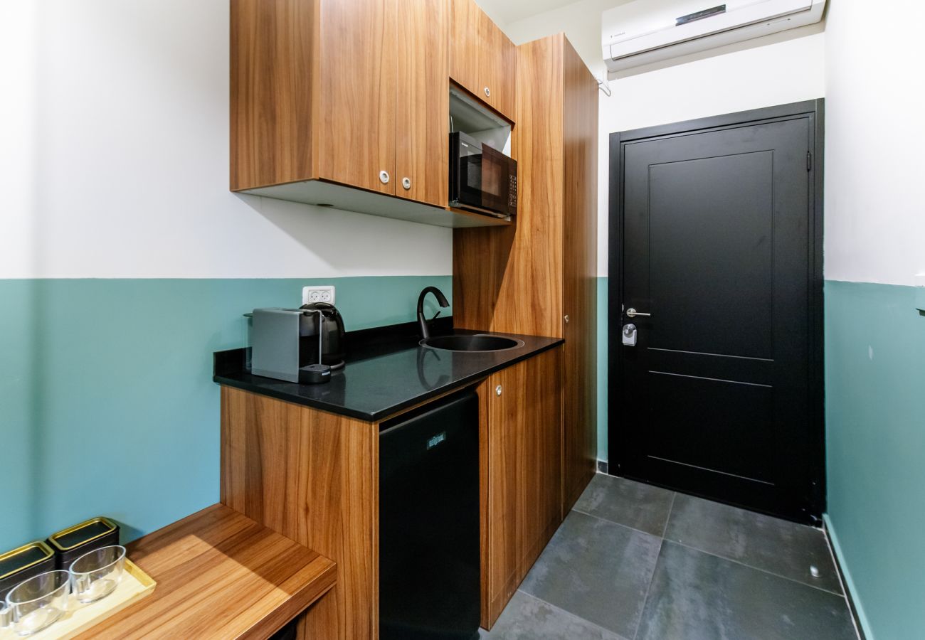 Rent by room in Haifa - Olala Carmel Suite 2.6