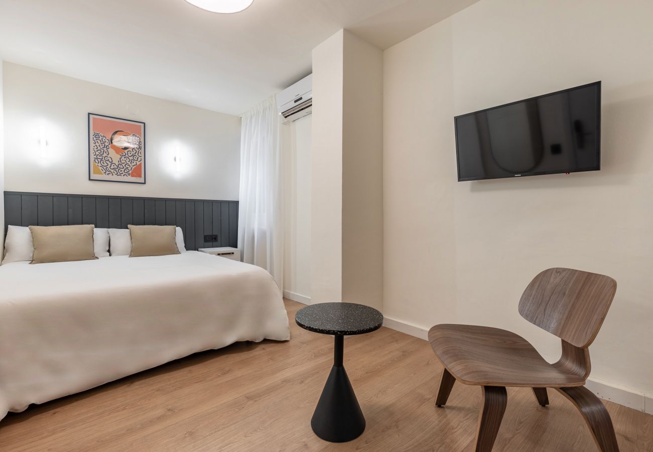 Rent by room in Granada - Olala Granada Suite - Double Room