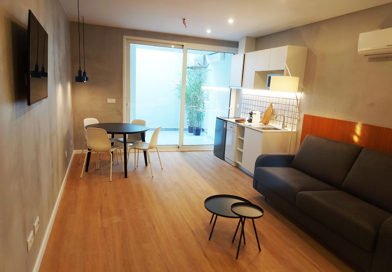 Studio in Lisbon - Olala Lisbon Oriente Apartment (4 guests)