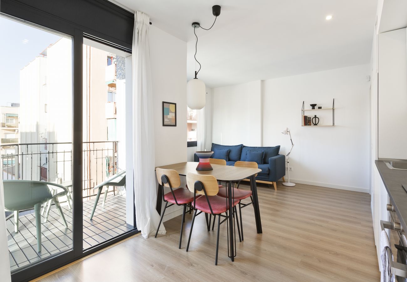 Apartment in Hospitalet de Llobregat - Olala Urban Chill Superior Apartment with Balcony