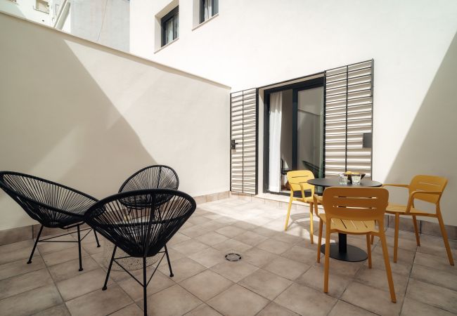 Apartment in Seville - Los Olivos by Olala Homes - 1 Bedroom Apartment with Patio